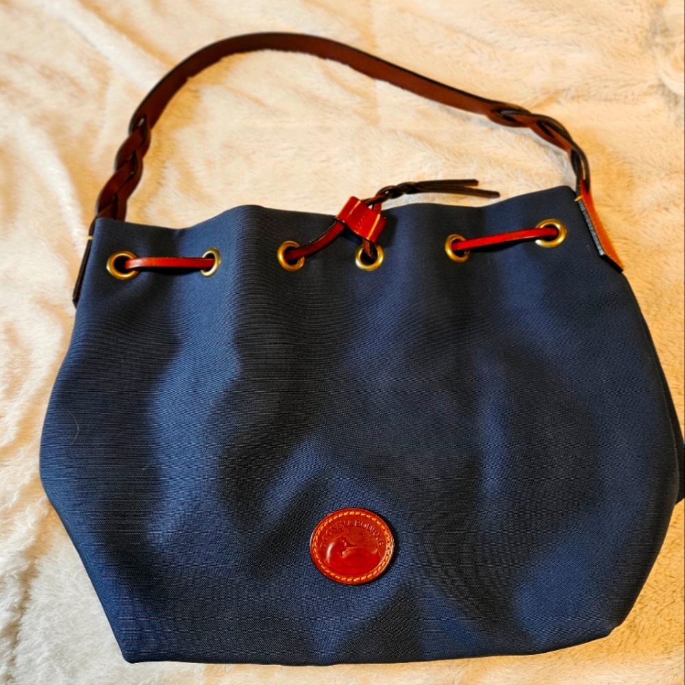GUC Dooney & Bourke Bucket Bag